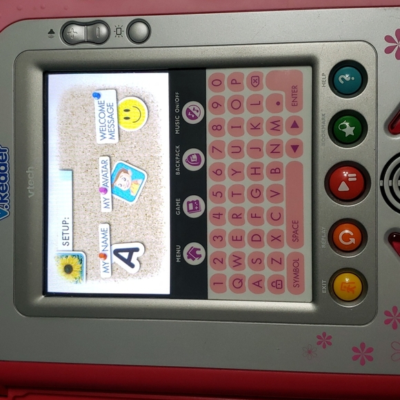 V.Reader - Picture 6 of 8